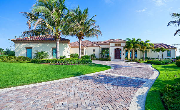 Best Driveway Pavers Near Me  in Circle Pines, MN